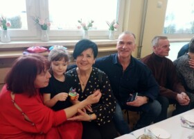Wspólny poczęstunek z okazji Dnia Babci i Dziadka